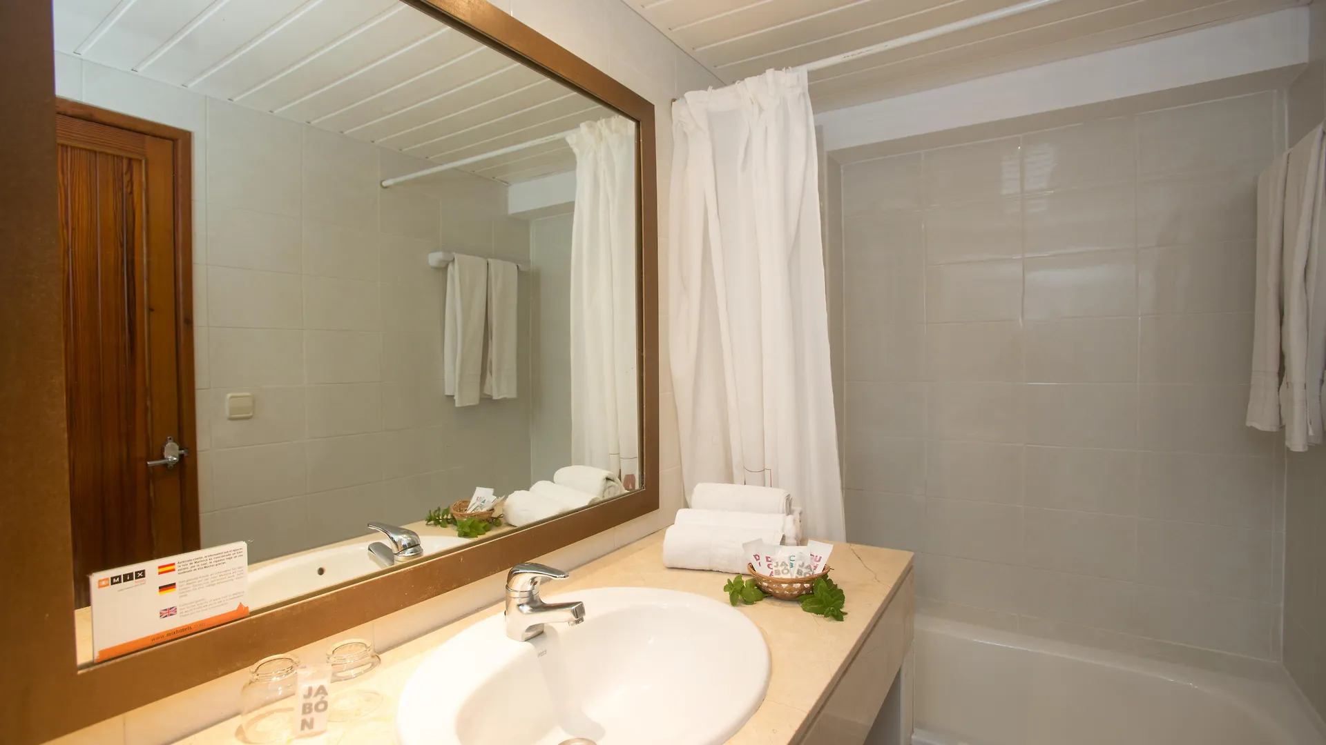 Hotel O7 Colombo S'Illot  S'Illot (Mallorca)