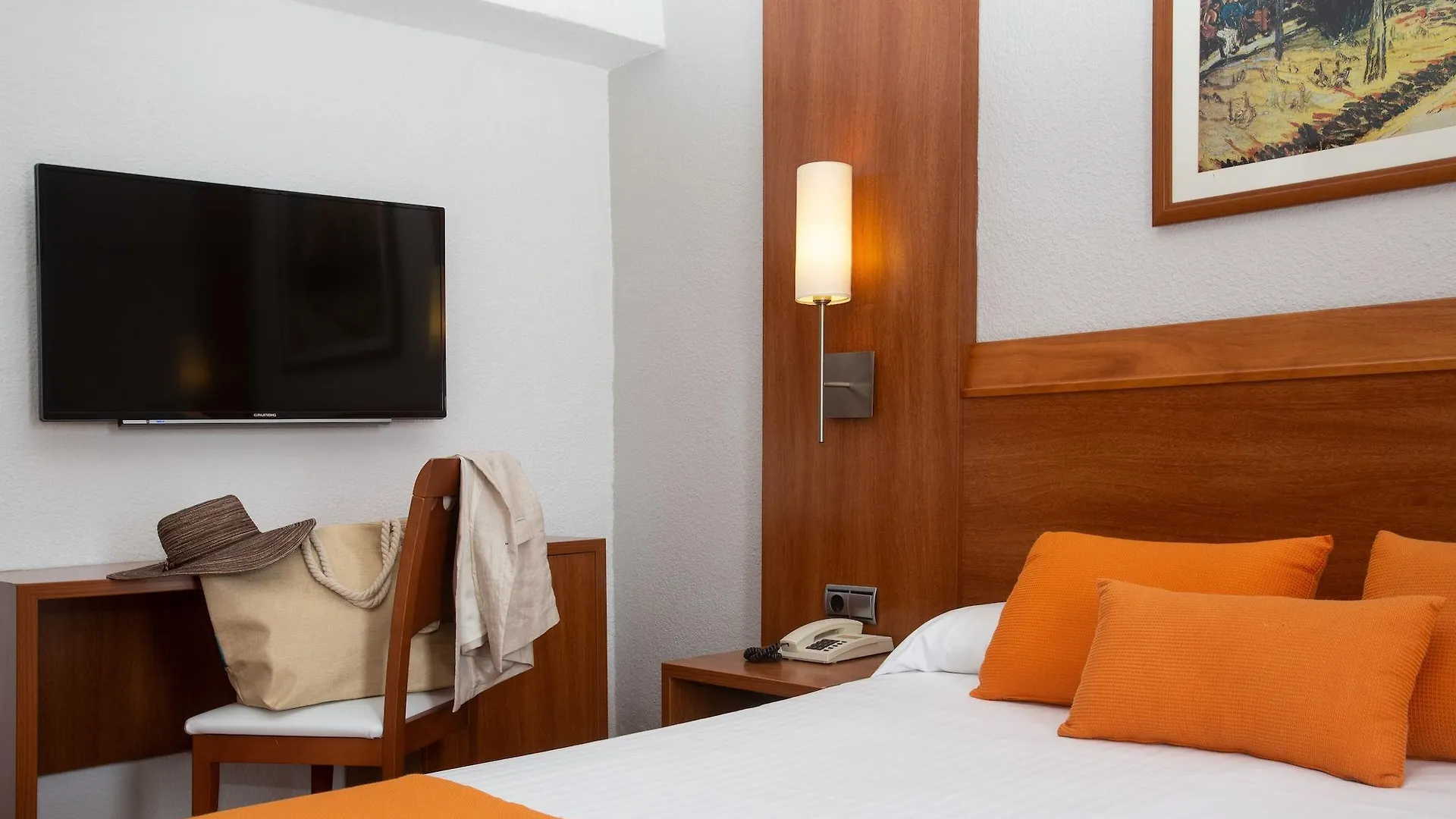 O7 Colombo Hotel S'Illot  3*, S'Illot (Mallorca) Spain