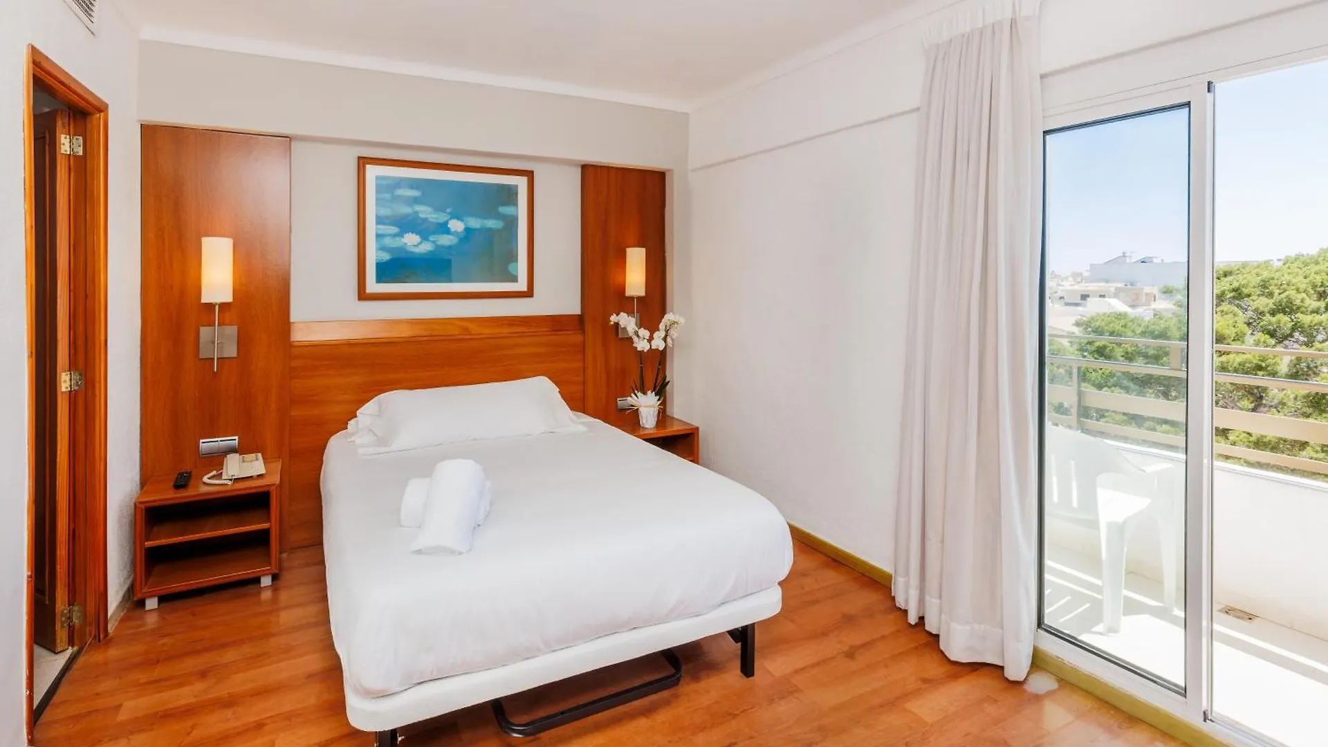 O7 Colombo Hotel S'Illot  Spain