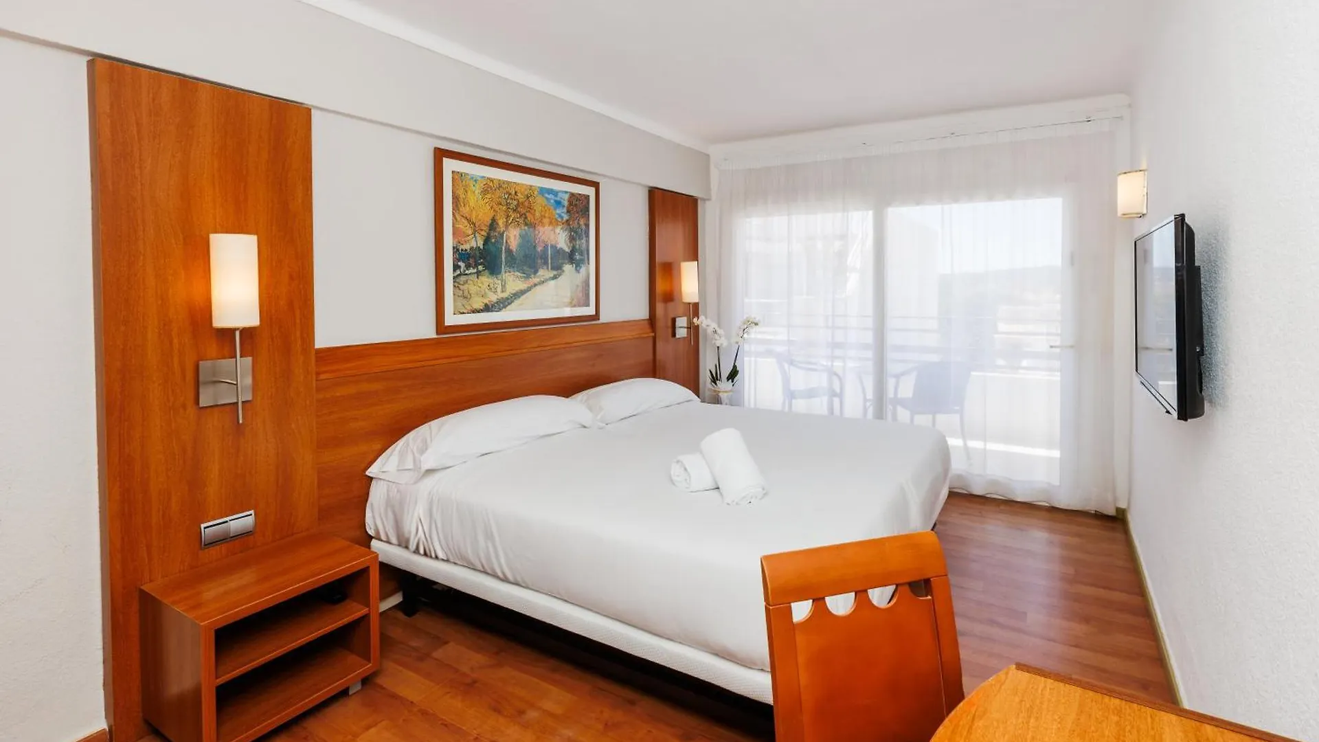 ***  O7 Colombo Hotel S'Illot  Spain