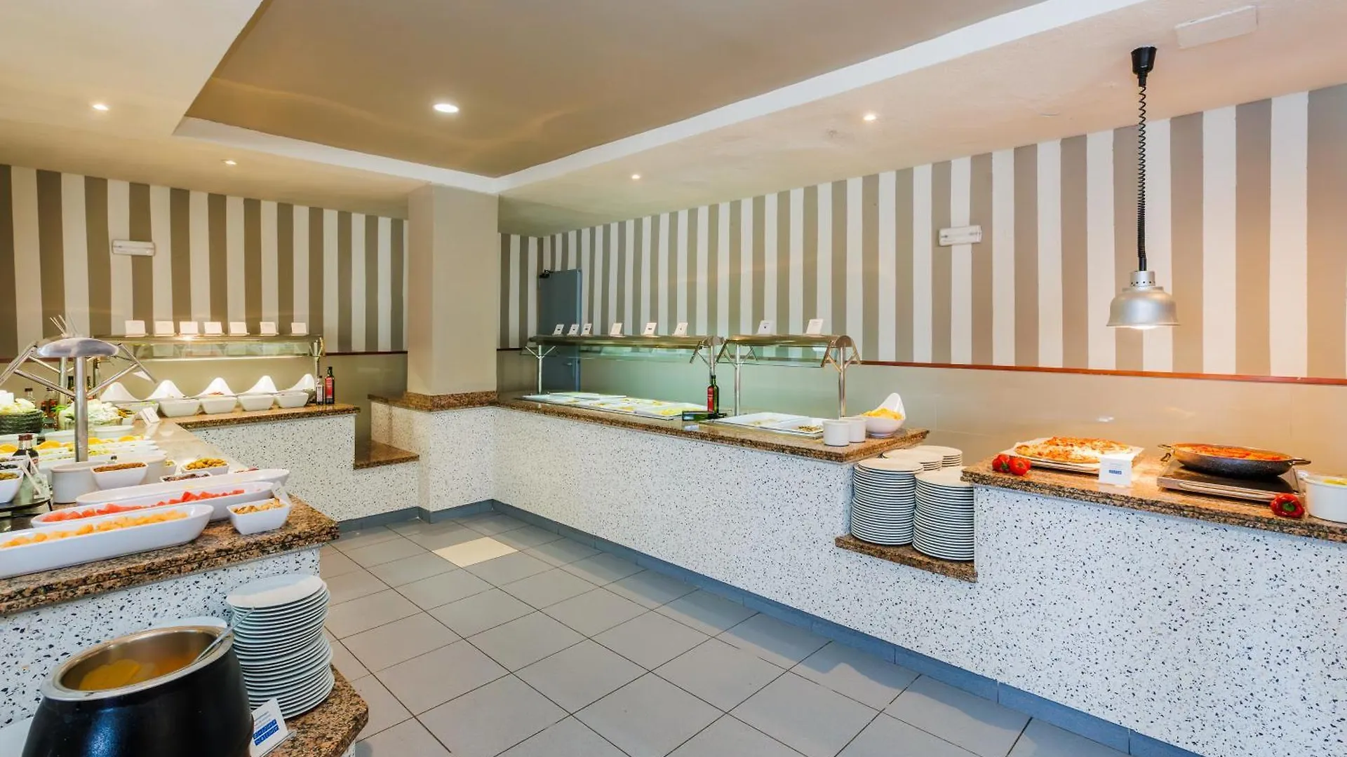 O7 Colombo Hotel S'Illot  3*, S'Illot (Mallorca)
