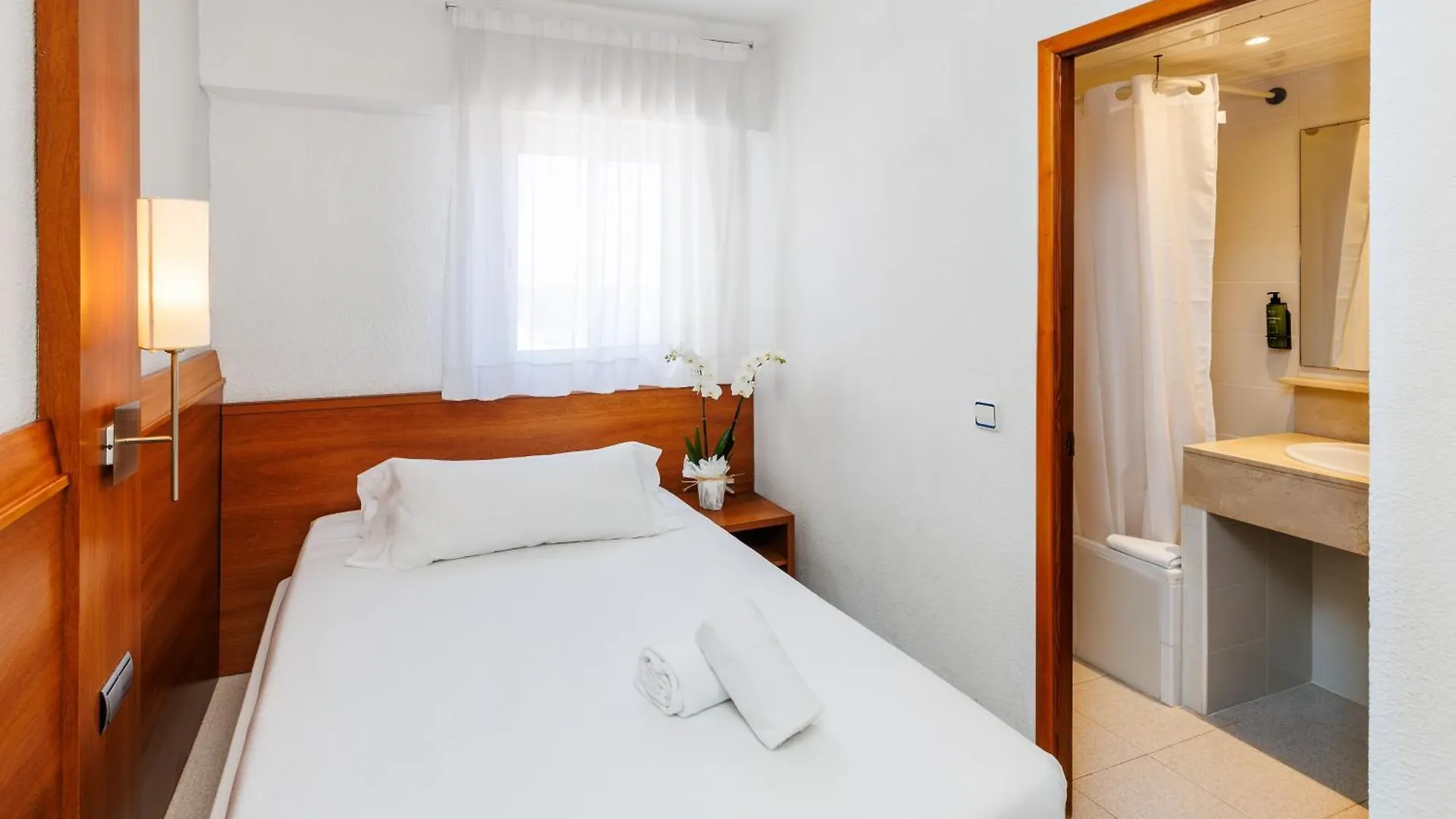 O7 Colombo Hotel S'Illot  3*, S'Illot (Mallorca) Spain