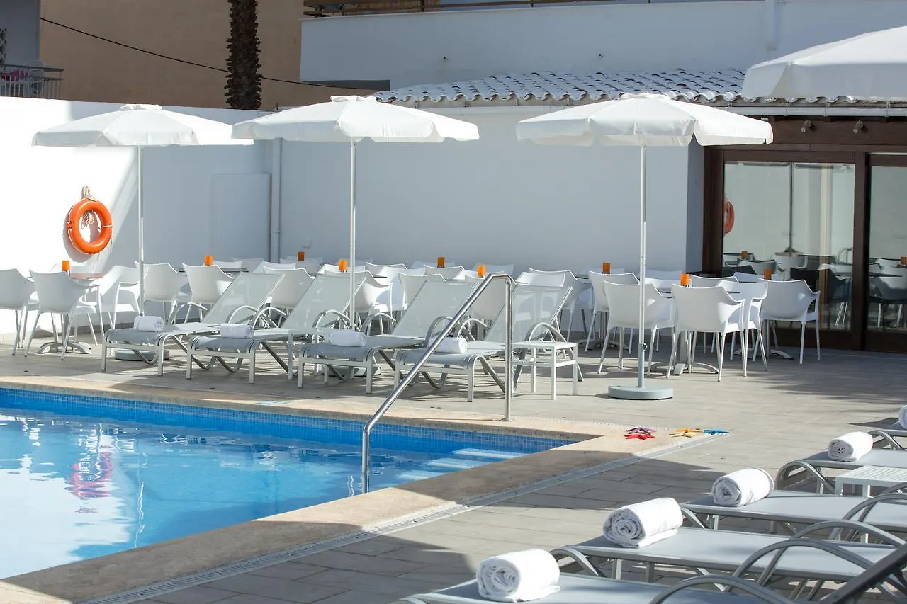 O7 Colombo Hotel S'Illot